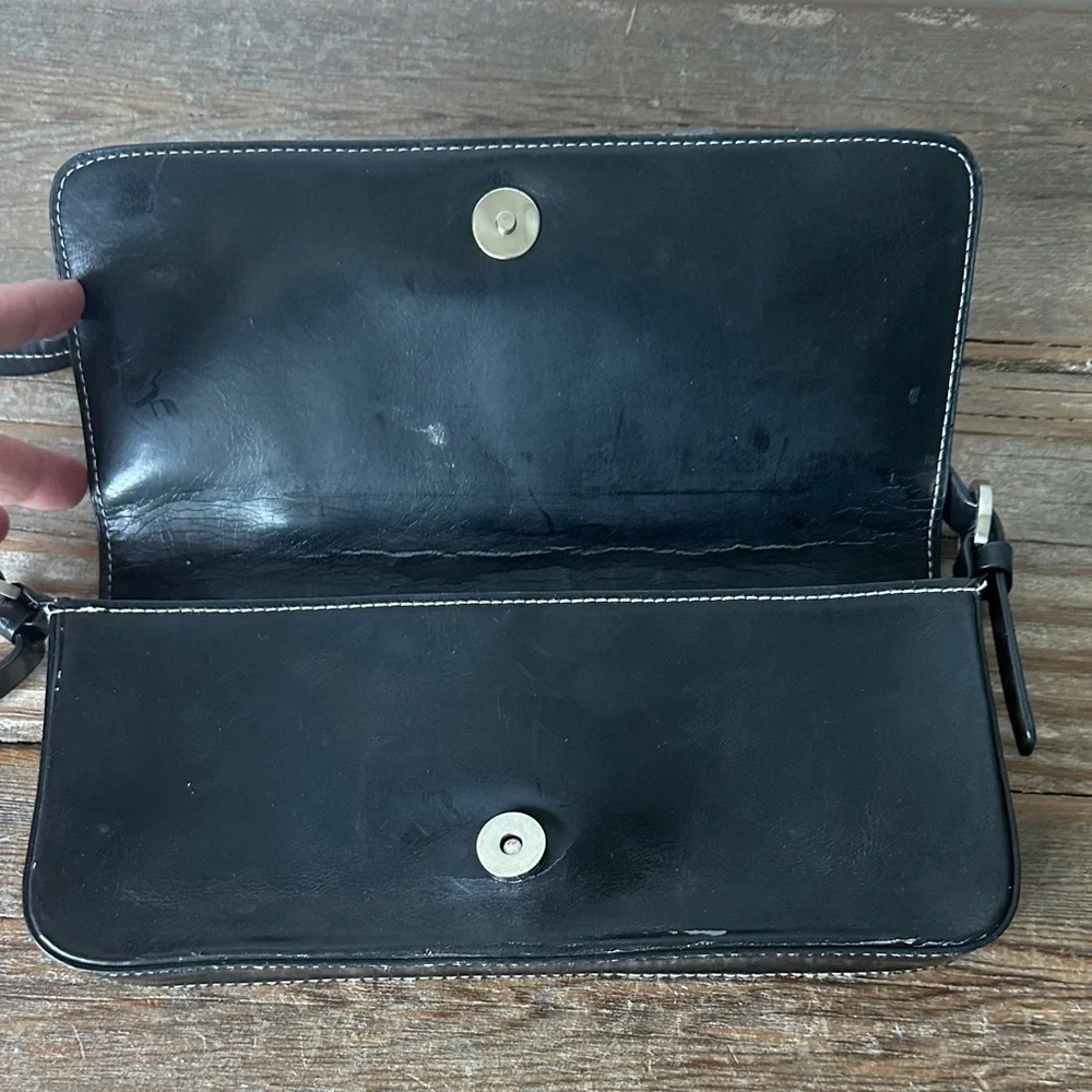 XOXO Black Floral Clutch